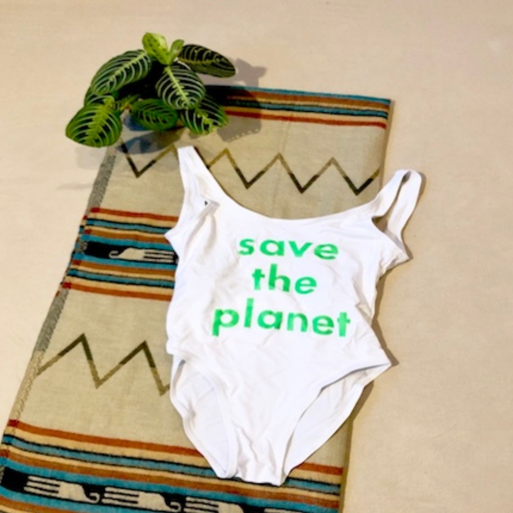 Women’s one-piece swimsuit (NEW)